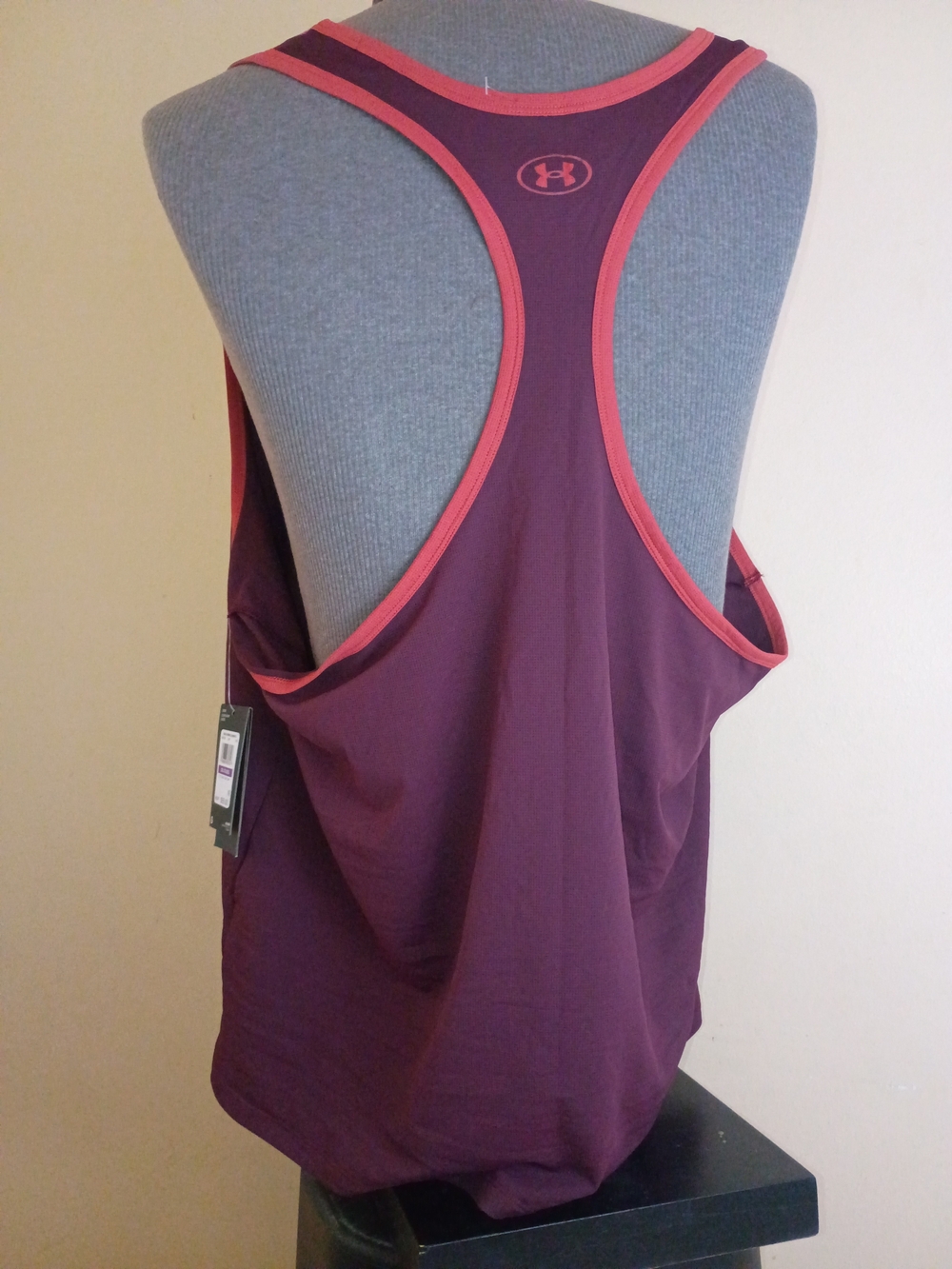 UA Project Rock BSR Pjt Rock Gym Maroon Tank - Picture 2 of 4